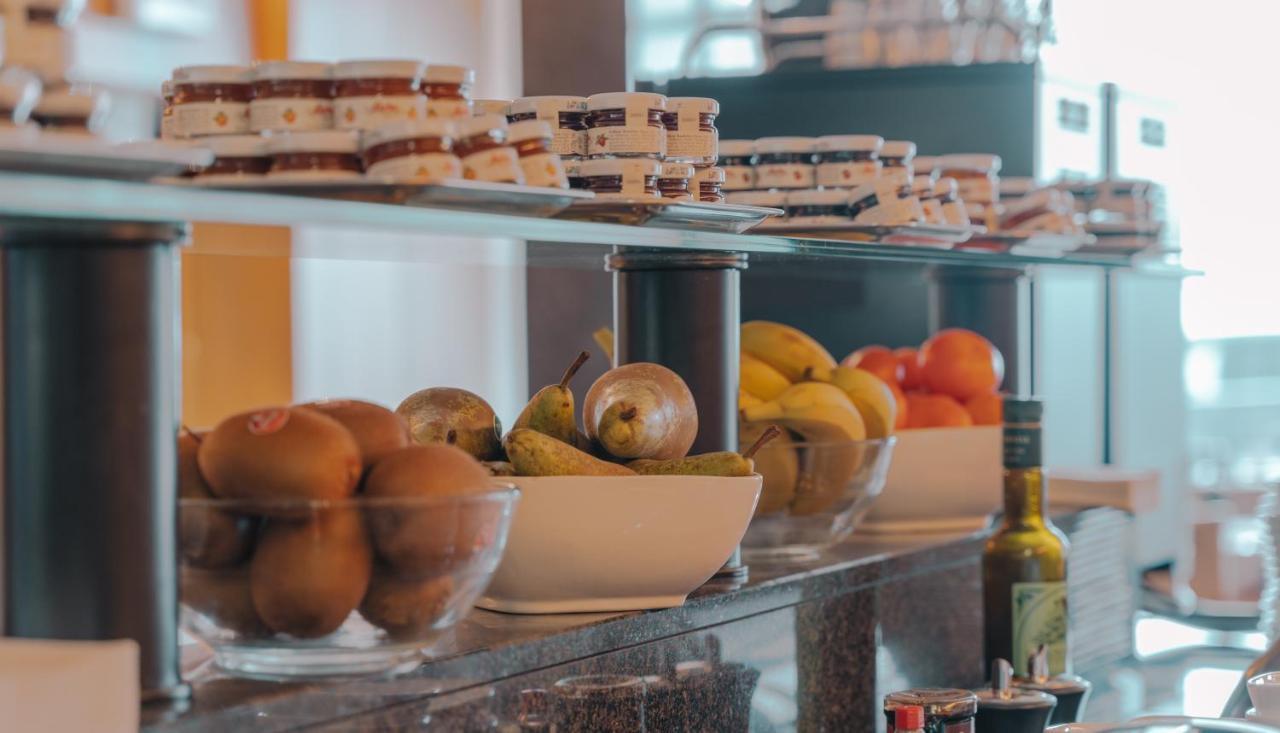 Hotel Riant-Sejour By Wp Hotels (Adults Only) บลังเคนเบอร์เก ภายนอก รูปภาพ