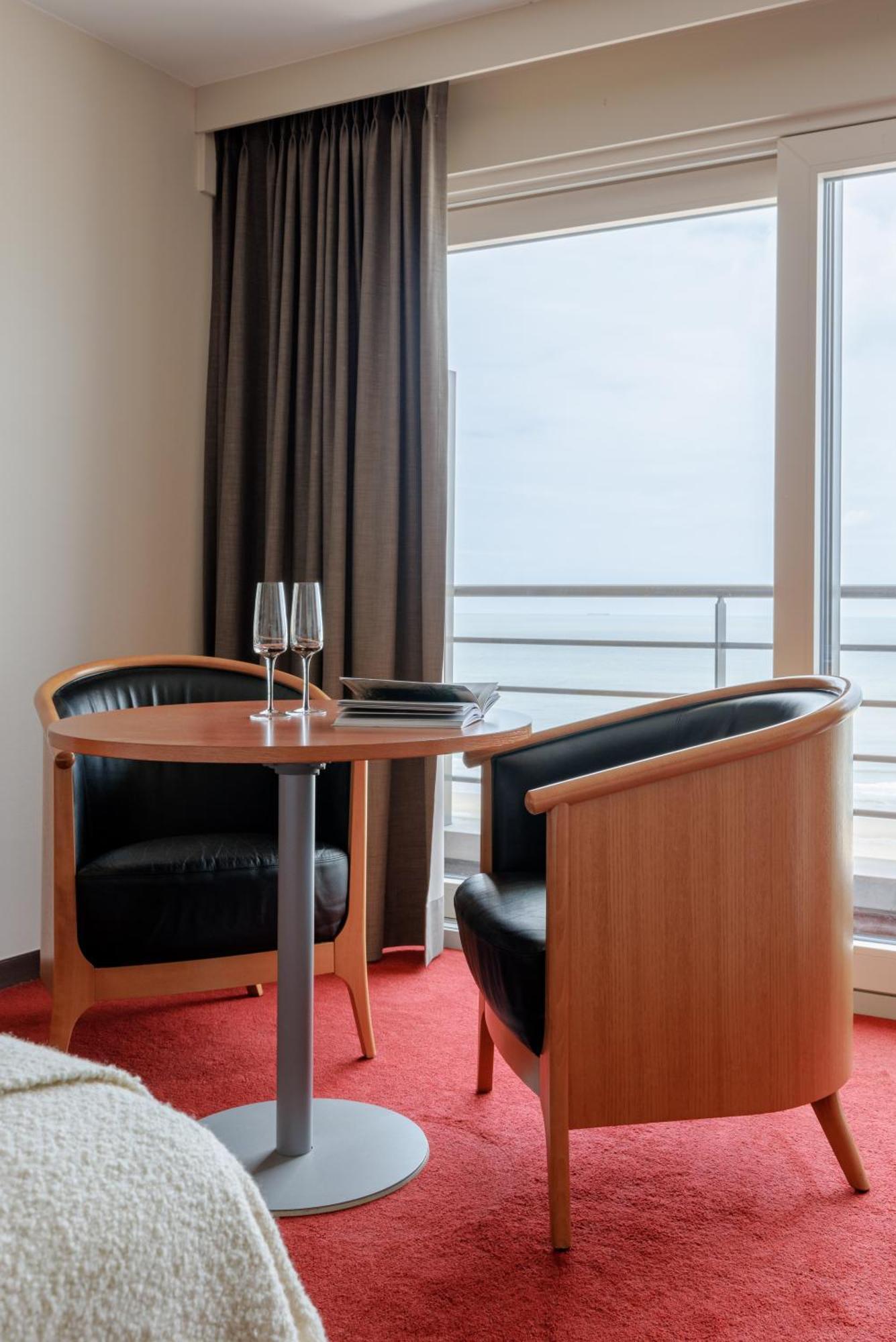 Hotel Riant-Sejour By Wp Hotels (Adults Only) บลังเคนเบอร์เก ภายนอก รูปภาพ